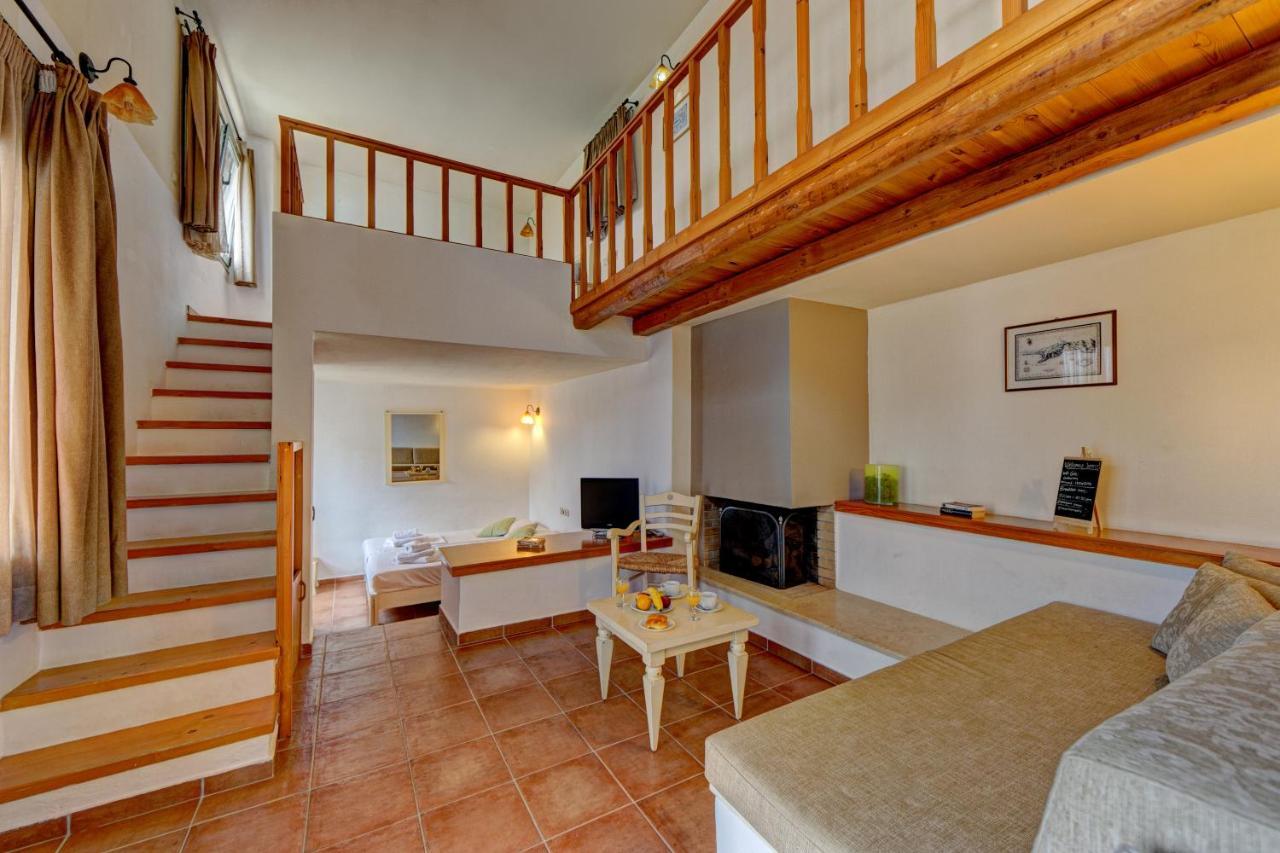 Mourtzanakis Residence - Traditional Eco Hotel In Akhládha Zewnętrze zdjęcie