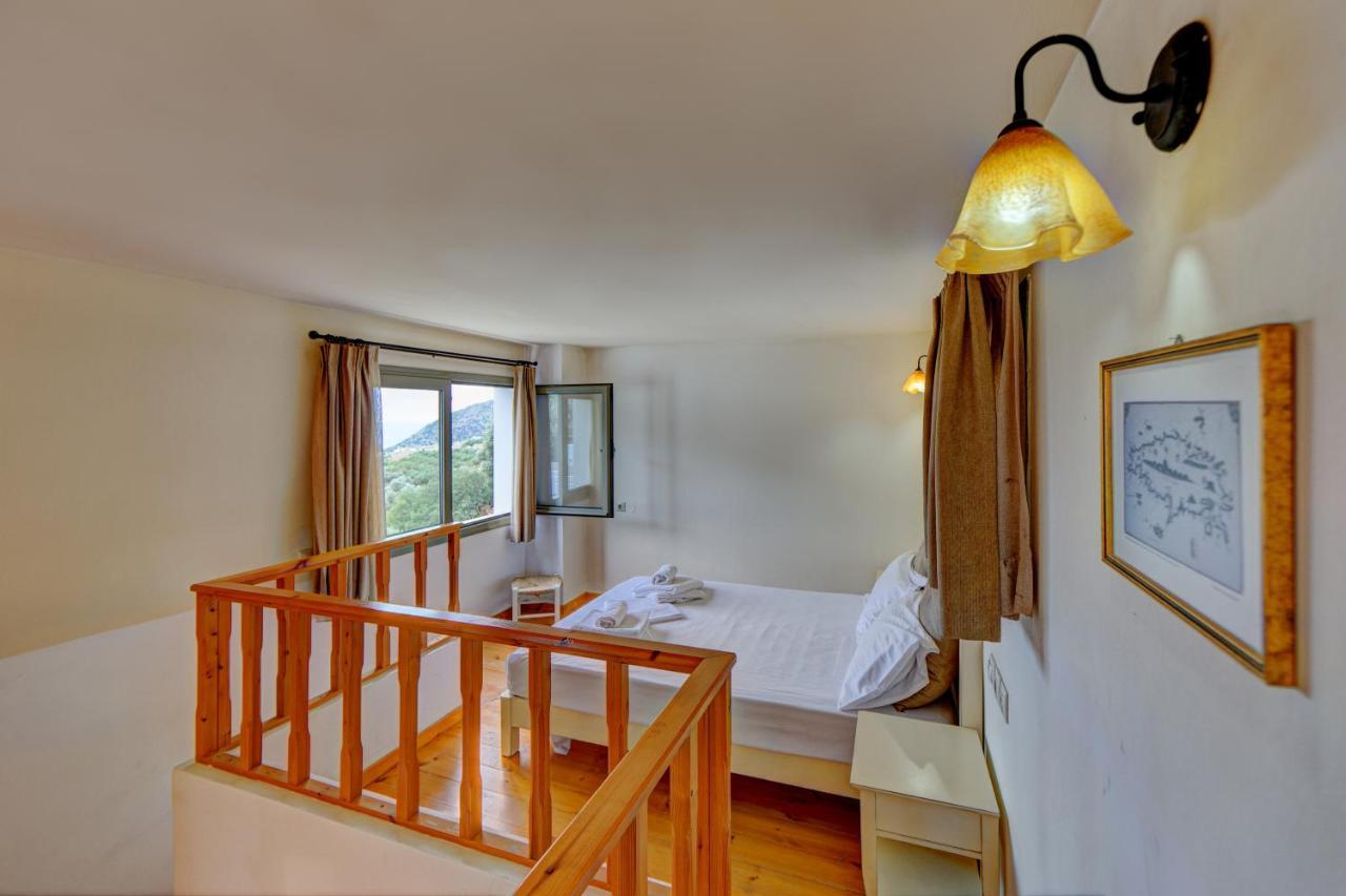 Mourtzanakis Residence - Traditional Eco Hotel In Akhládha Zewnętrze zdjęcie